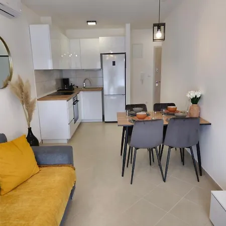 Apartment Frida- Free Private Parking
